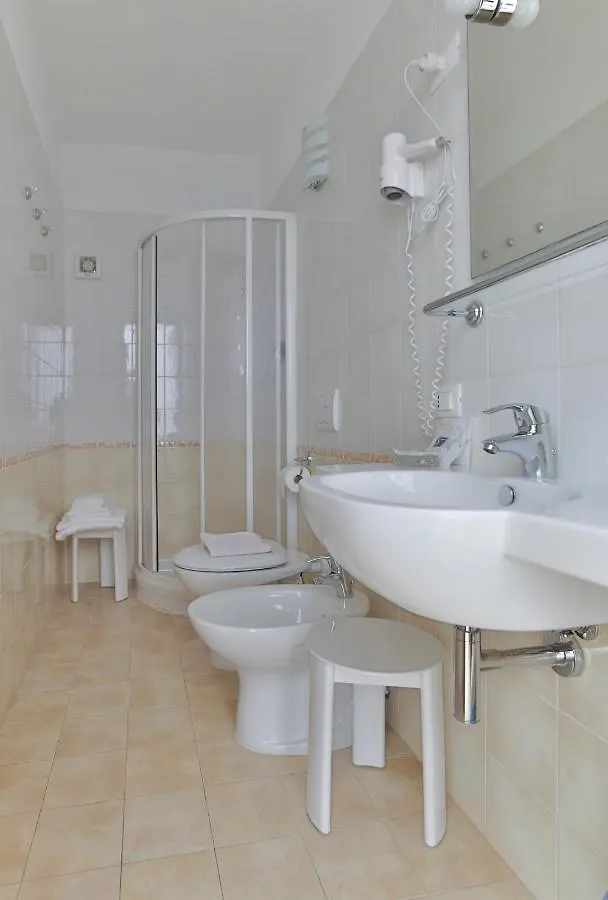 Cateo Hotel Riomaggiore Italy